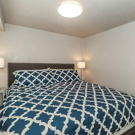 Holly First Floor 2 King Beds Vila Kansas City Exterior foto