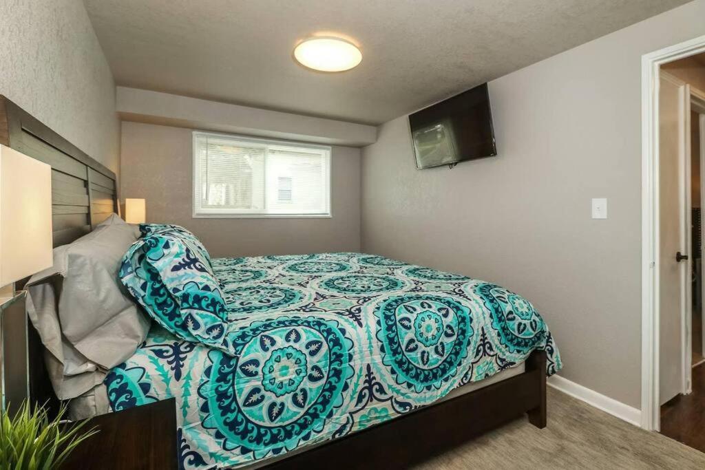 Holly First Floor 2 King Beds Vila Kansas City Exterior foto